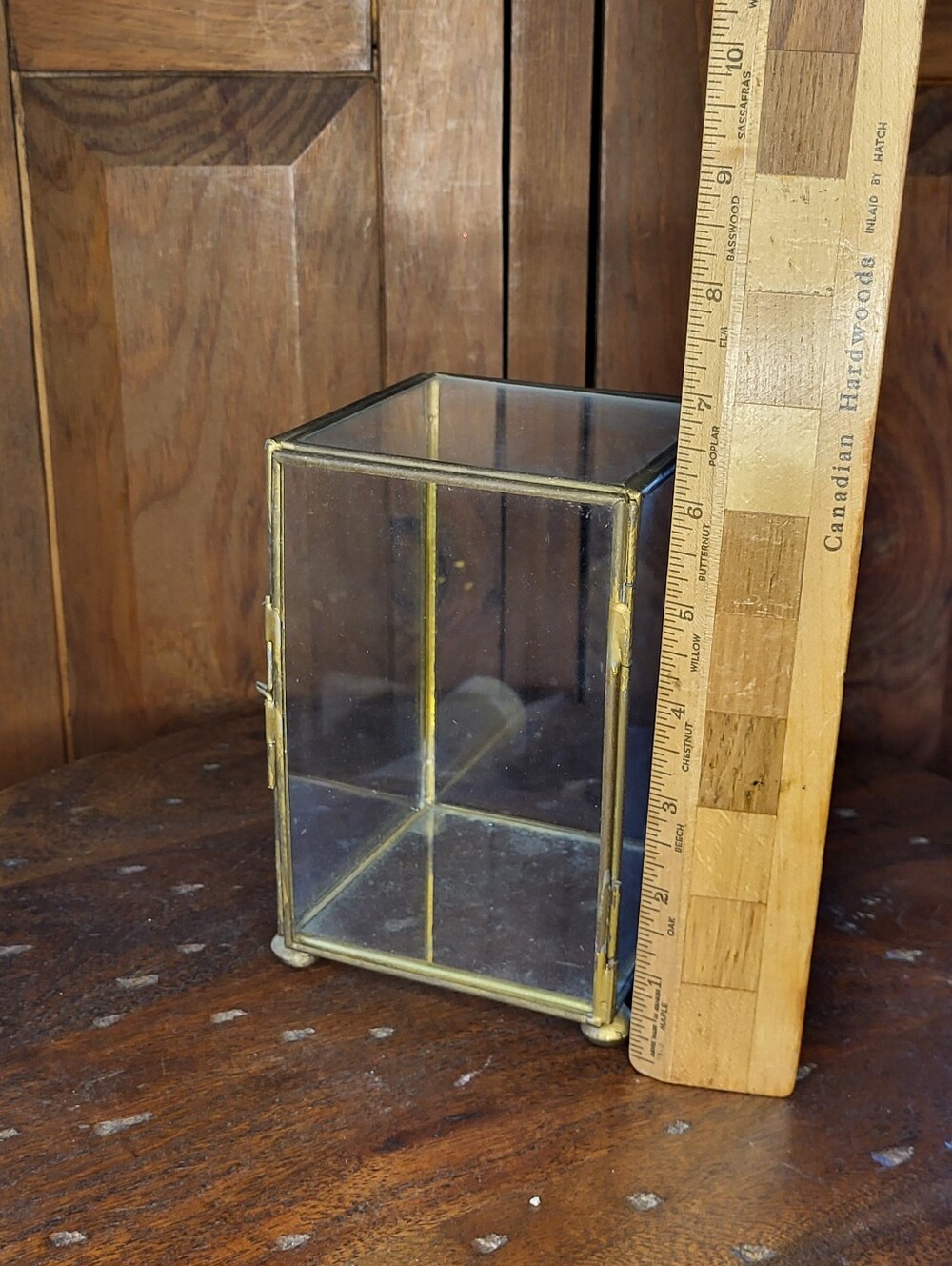 Glass Display Box with Brass Frame - Picture 6 of 10